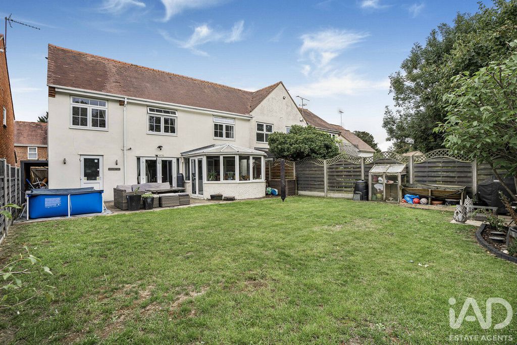 Property photo 1 of 30