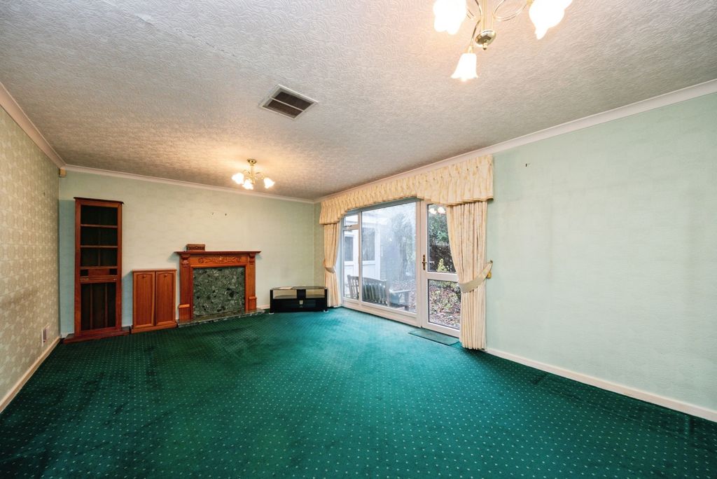 Property photo 2 of 20 Pbox-Img.Jpg