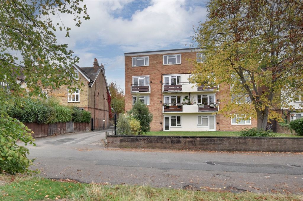 Property photo 1 of 11 Picture No. 23