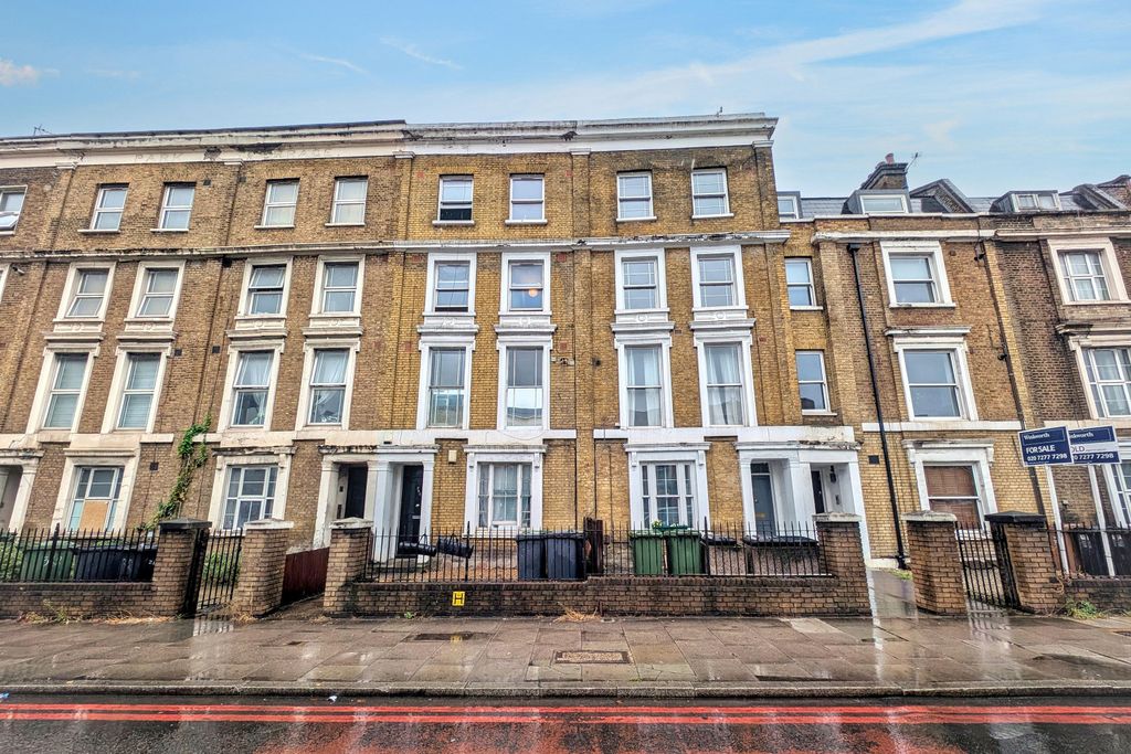 Property photo 2 of 13 366C New Cross Road, New Cross, London Se14 6Ag