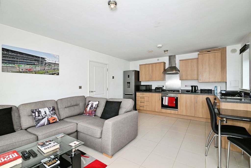 Property photo 1 of 12 Pbox-Img.Jpg