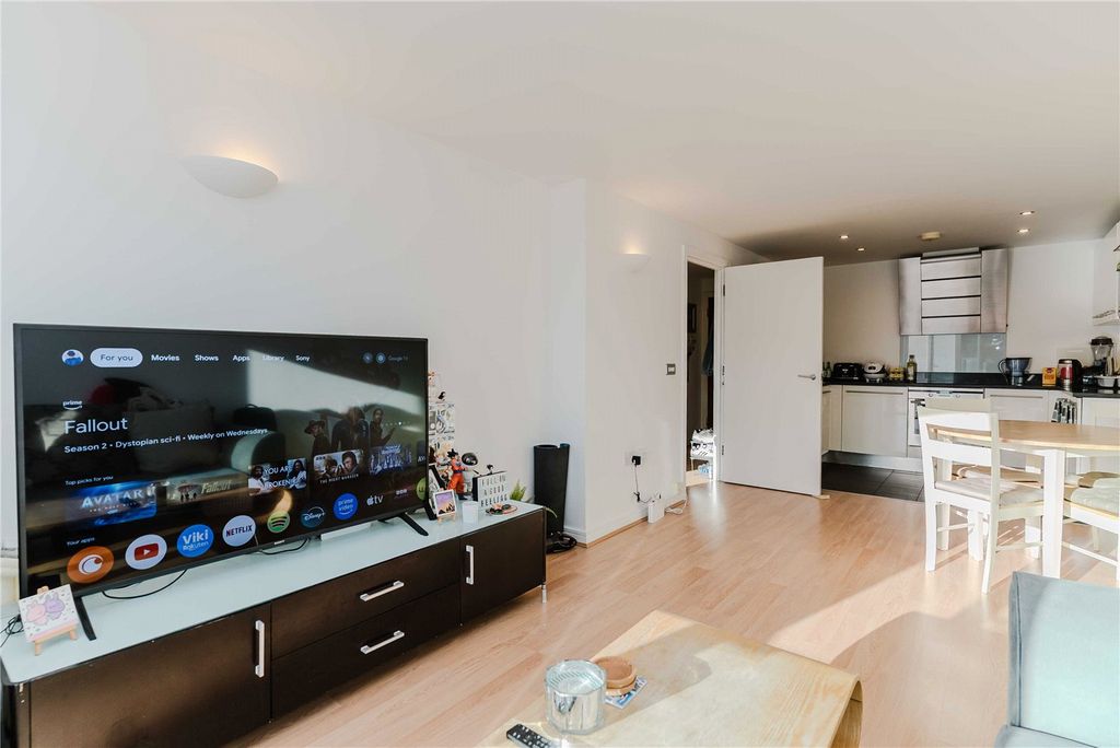 Property photo 3 of 20 Picture No. 14