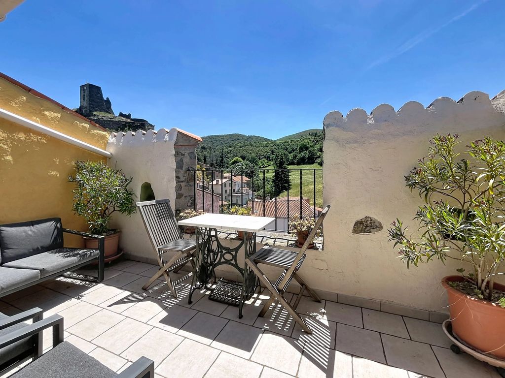 Property photo 1 of 15 Main Exterior View