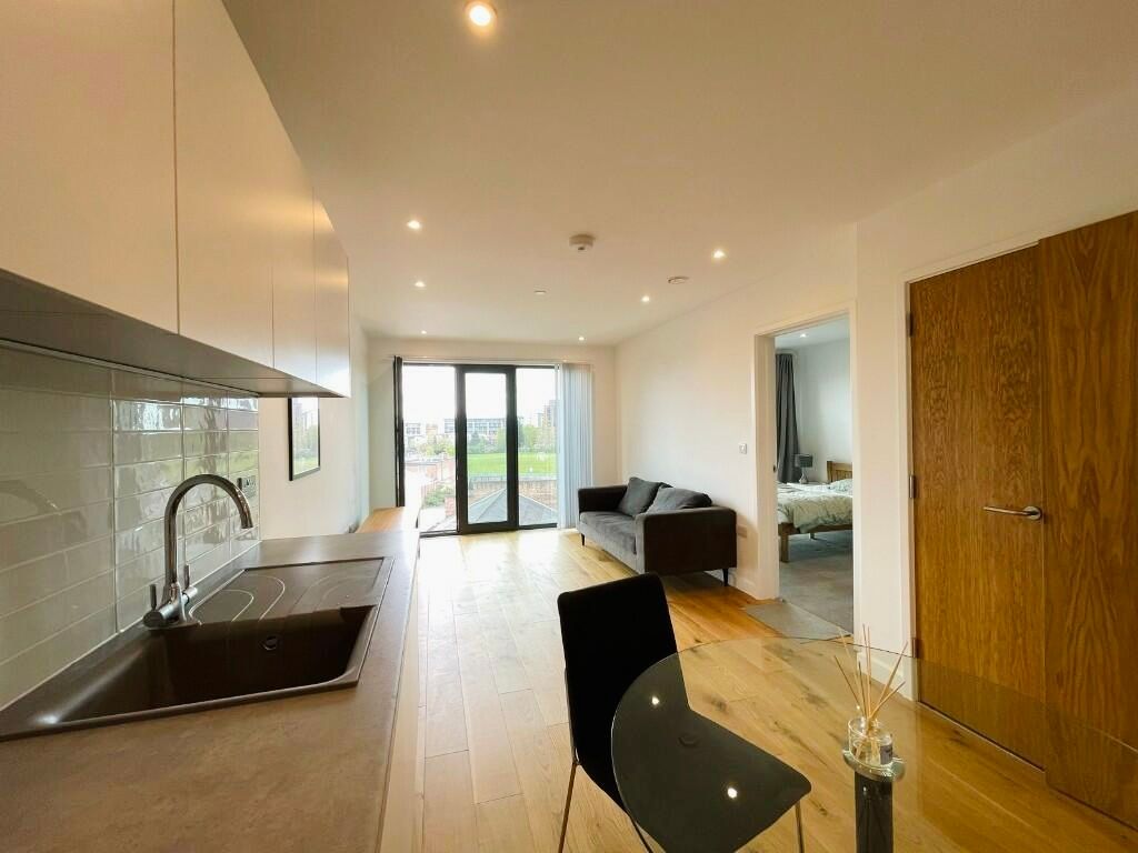 Property photo 3 of 12