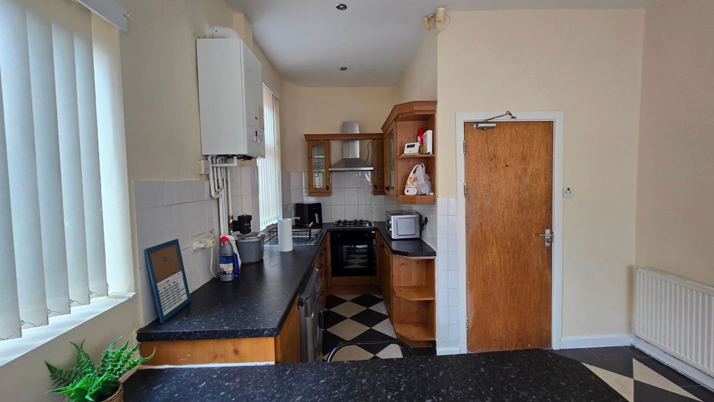 Property photo 3 of 26
