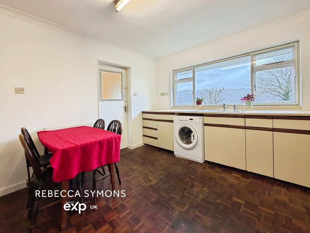 Property photo 3 of 26