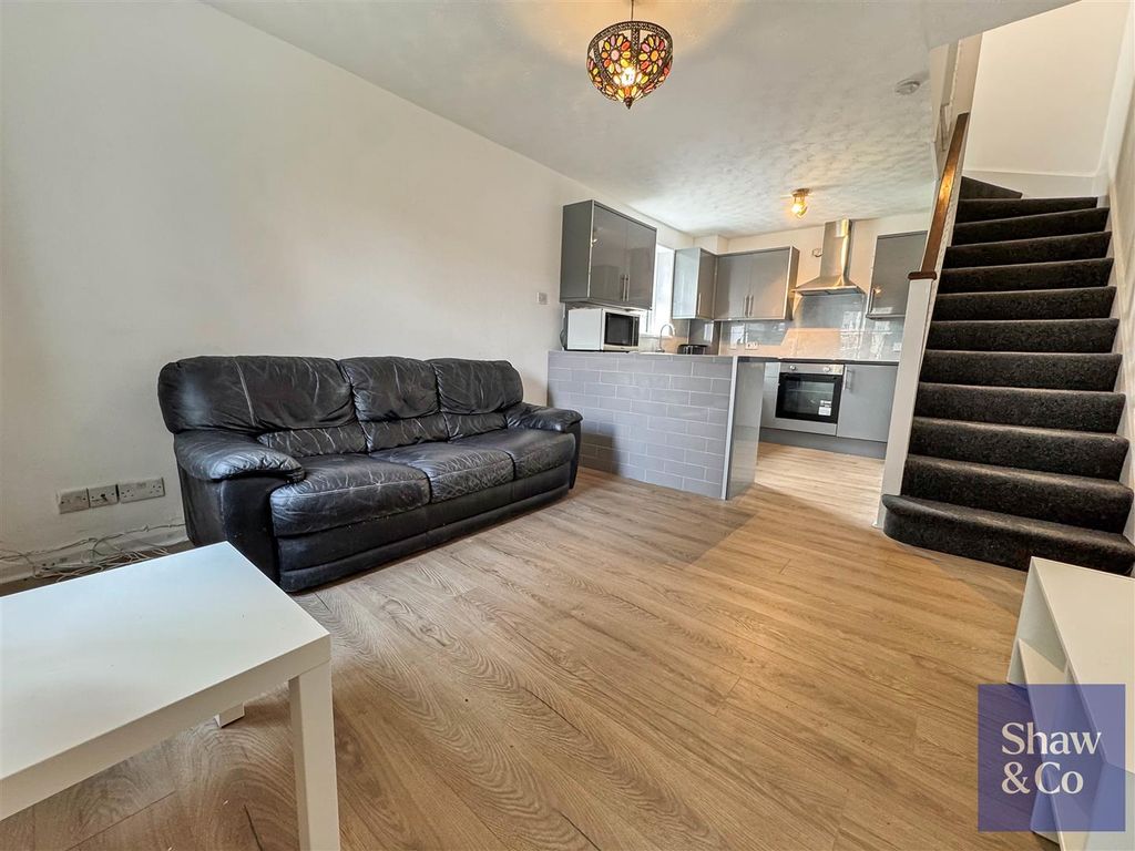 Property photo 2 of 7 Living.Jpeg