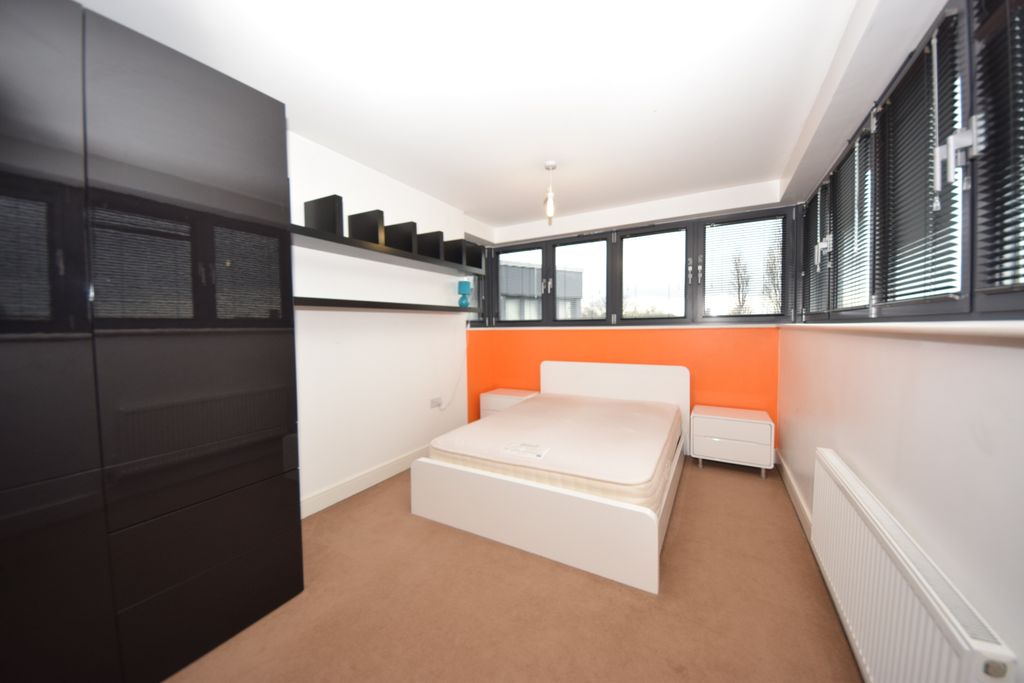 Property photo 2 of 6