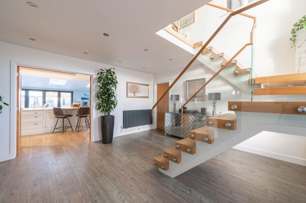 Property photo 3 of 35 Dsc_3271-Hdr