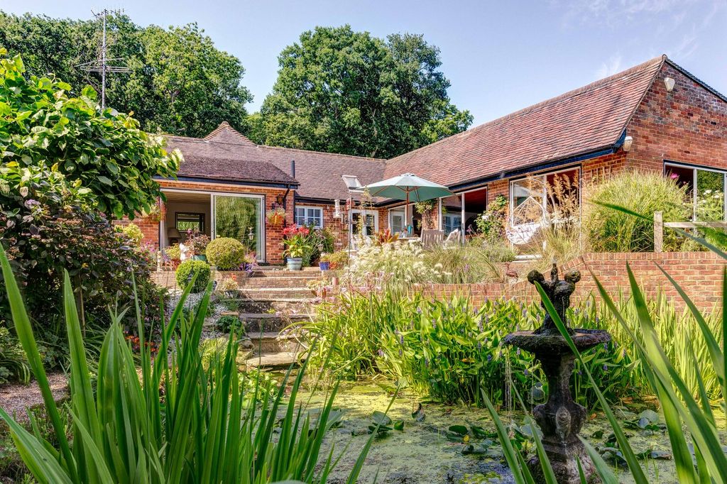 Property photo 1 of 38