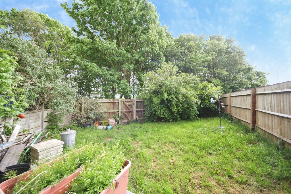 Property photo 2 of 15