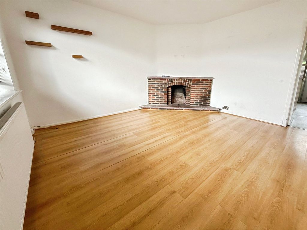 Property photo 2 of 10 Picture No. 23