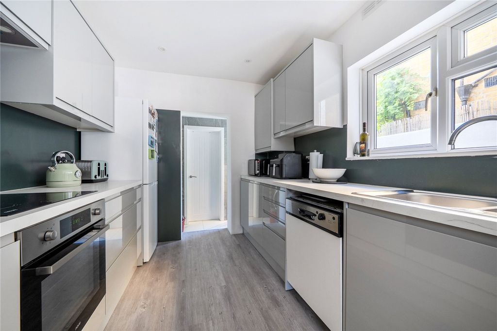 Additional image 16 of 3 bed terraced house for saleCross Road, Enfield EN1