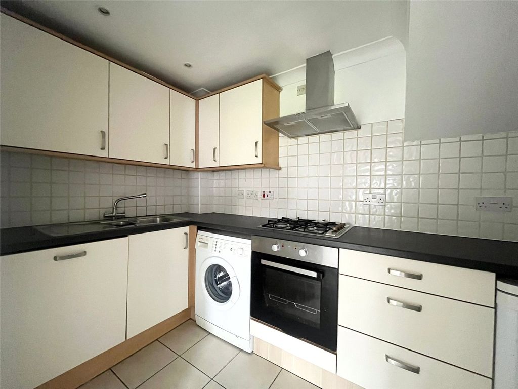 Property photo 3 of 8 Picture No. 03