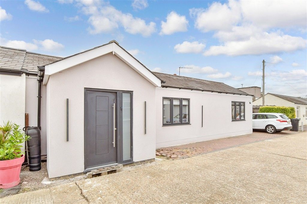 Property photo 3 of 12 External (Web)