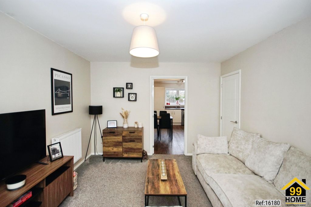 Property photo 3 of 20 Photo 2