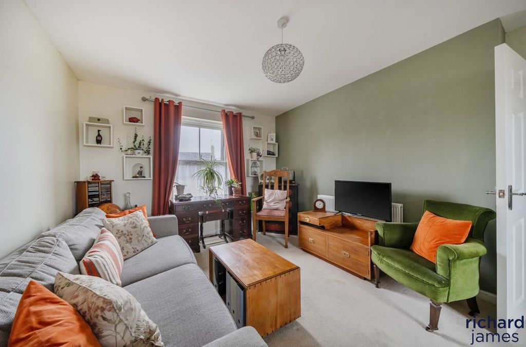 Property photo 2 of 11 0d52Dece087A4616B805Fb2A9d0A8466