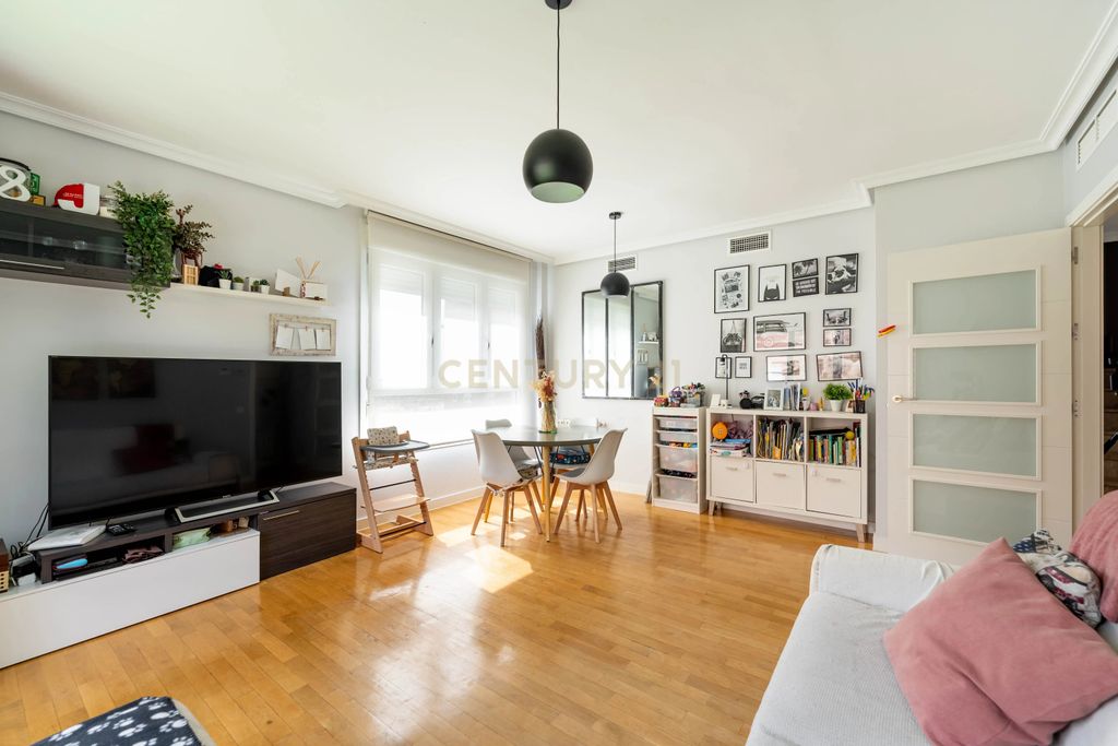 Property photo 3 of 56