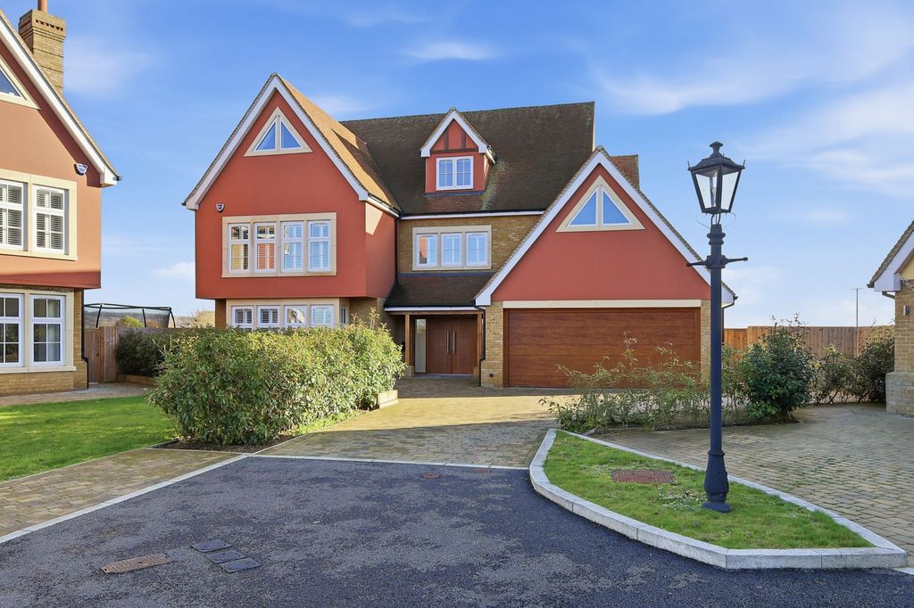 Property photo 1 of 23