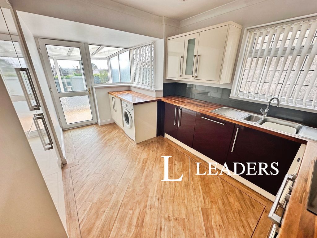 Property photo 3 of 14 C