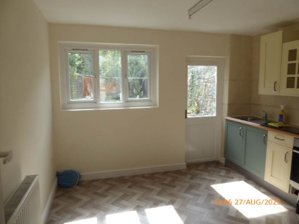 Property photo 2 of 9 P1380551