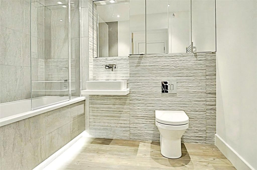 Property photo 3 of 8 Picture No. 13