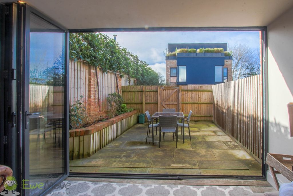 Property photo 2 of 17 Img_6482-Hdr
