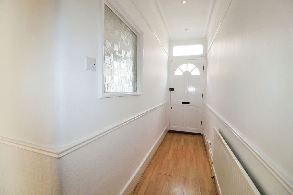 Property photo 2 of 26 Gallery