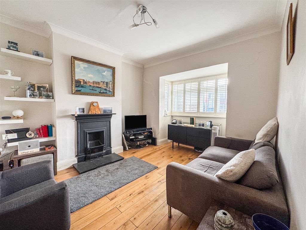 Property photo 2 of 12 04-03-2026__17-12-16_Img_7576.Vtldc.Jpg