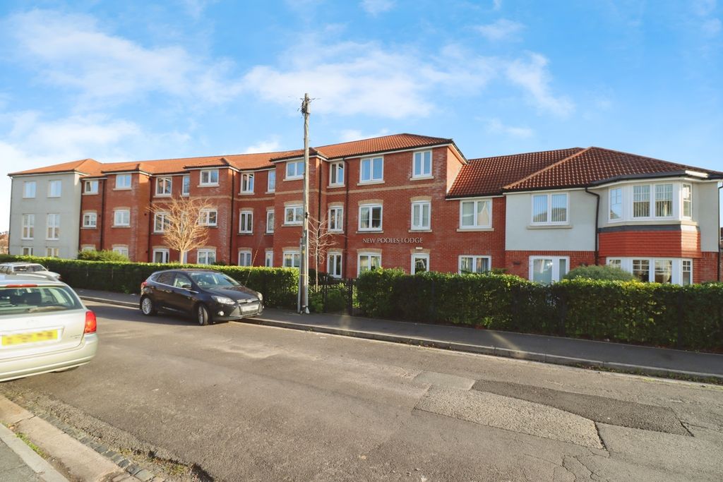 Property photo 1 of 12 Pbox-Img.Jpg