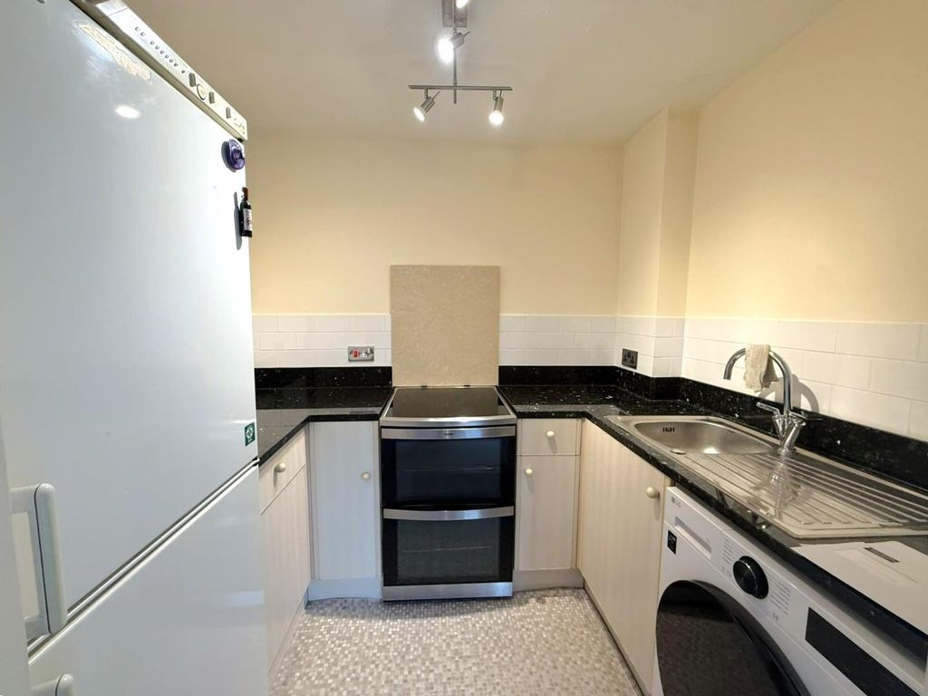 Property photo 2 of 6 Ddf3Afe6-ce88-4453-A77B-28864B3E79E5.Jpeg