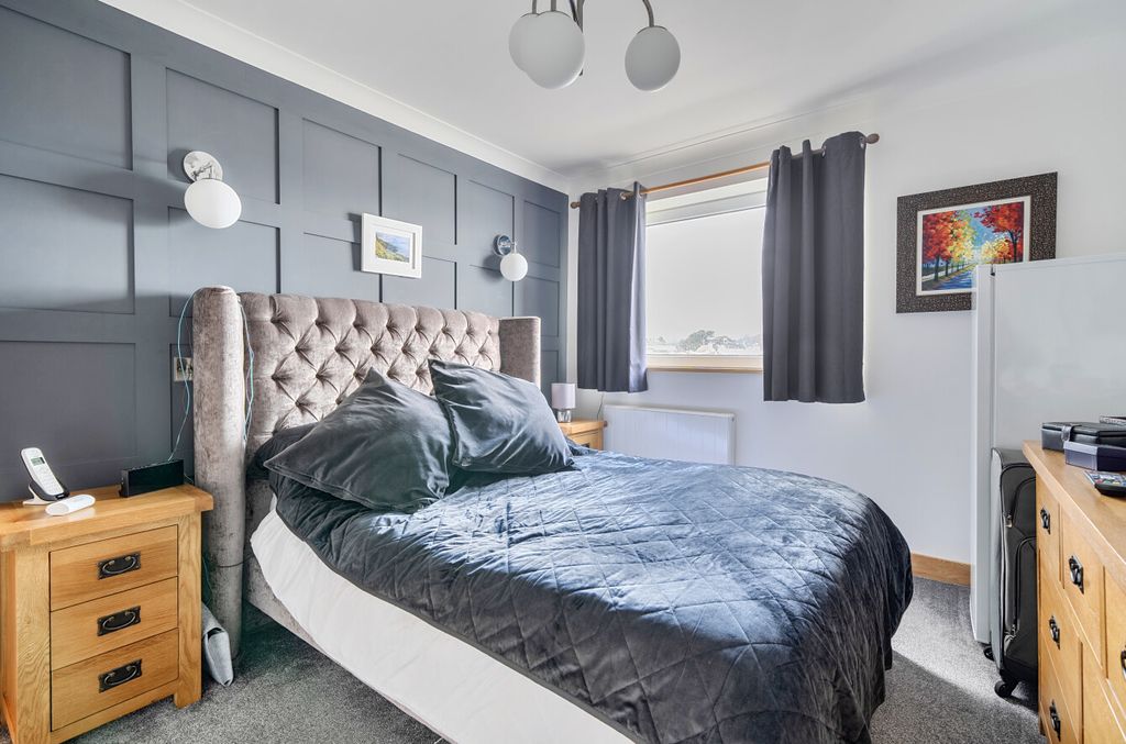 Property photo 1 of 23 1 - 1397035-8-698F2Dd...