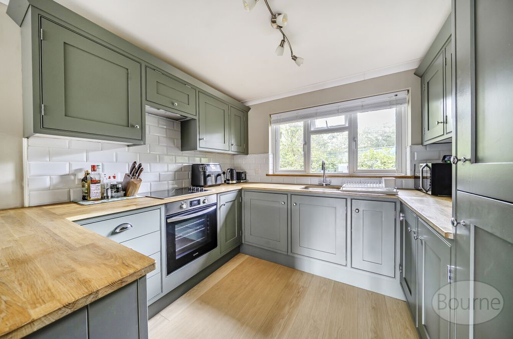 Property photo 2 of 25 44Ec6172-690B-430...