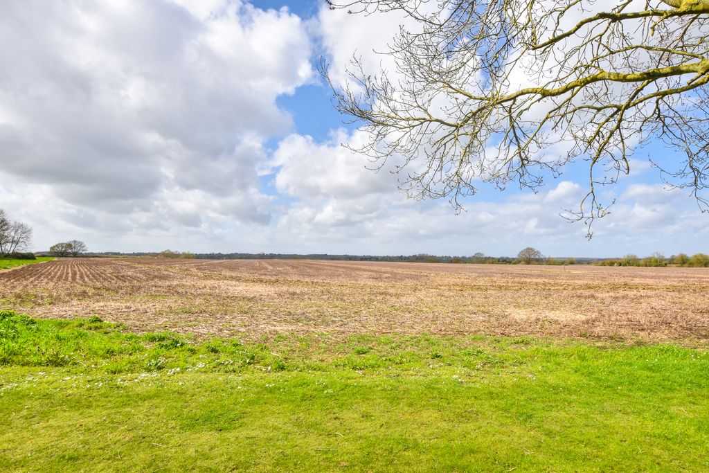 Property photo 2 of 29 Dsc_0912