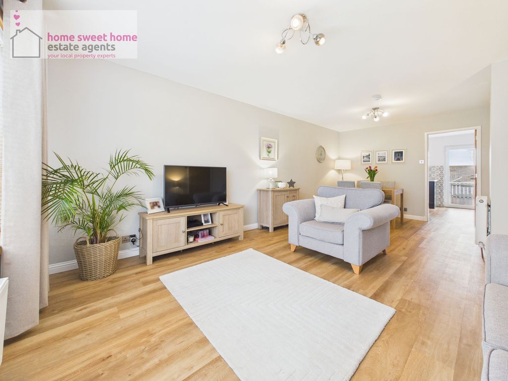 Property photo 3 of 30