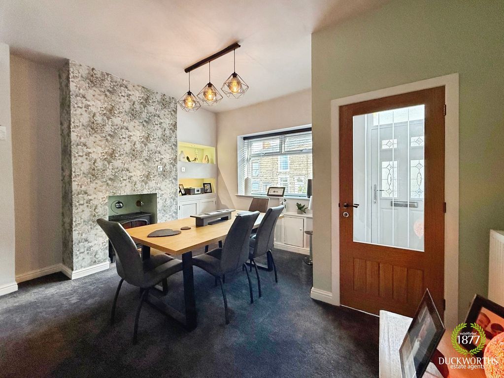 Property photo 3 of 23