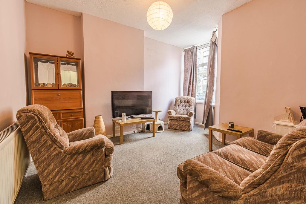 Property photo 2 of 16 Living Room