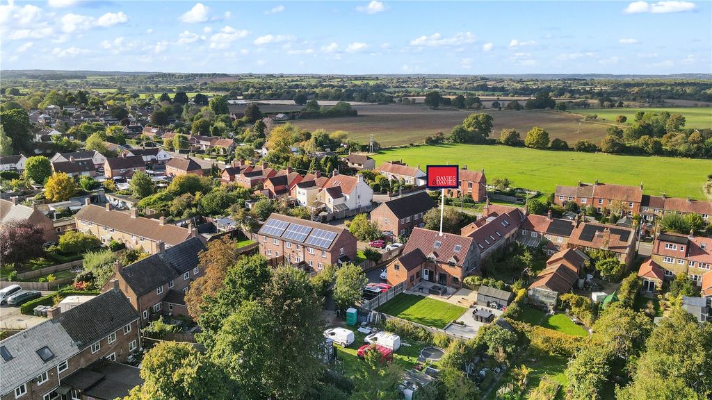 Property photo 3 of 18 Aerial