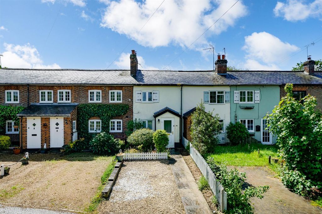 Property photo 1 of 26 24-Tyttenhanger-Green-.Jpg