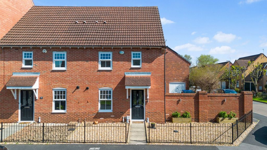 Property photo 1 of 22