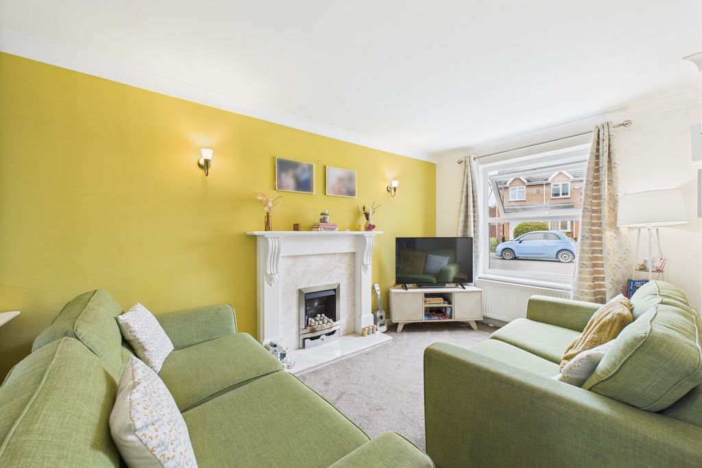 Property photo 2 of 17 Cam03162G0-Pr0309-Still016