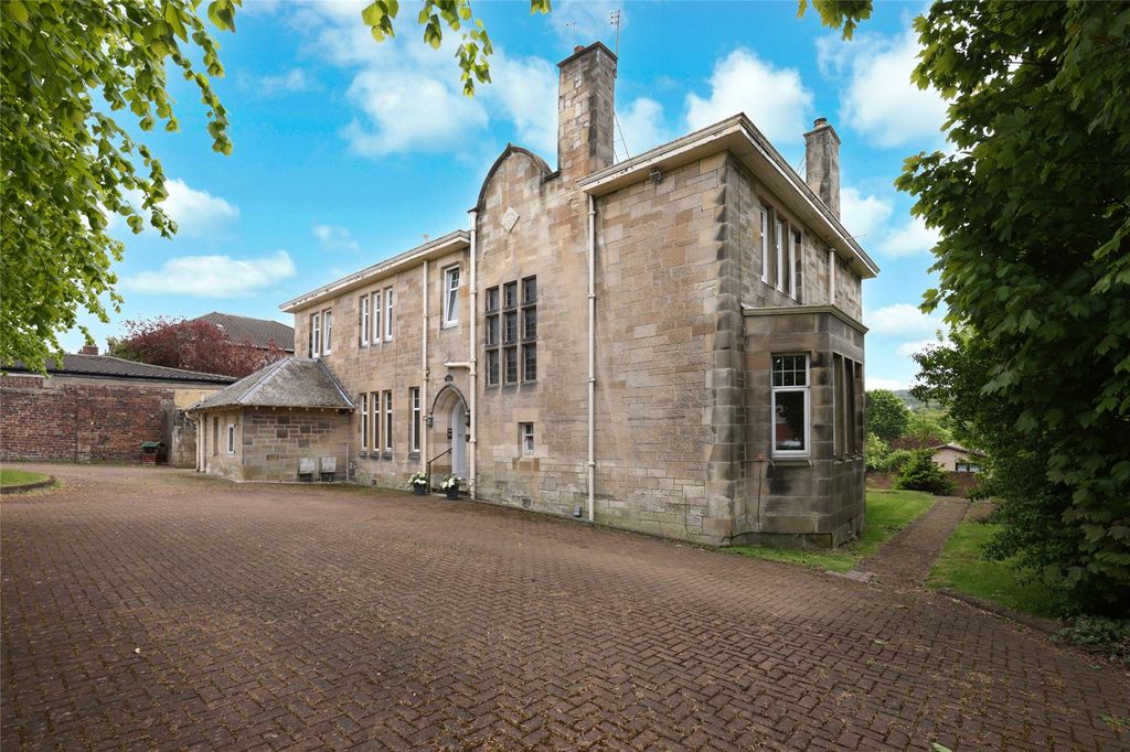 Property photo 1 of 20 Picture No. 24