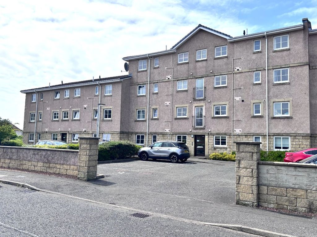 2 bed flat for sale94 Inverewe Place, Dunfermline KY11
