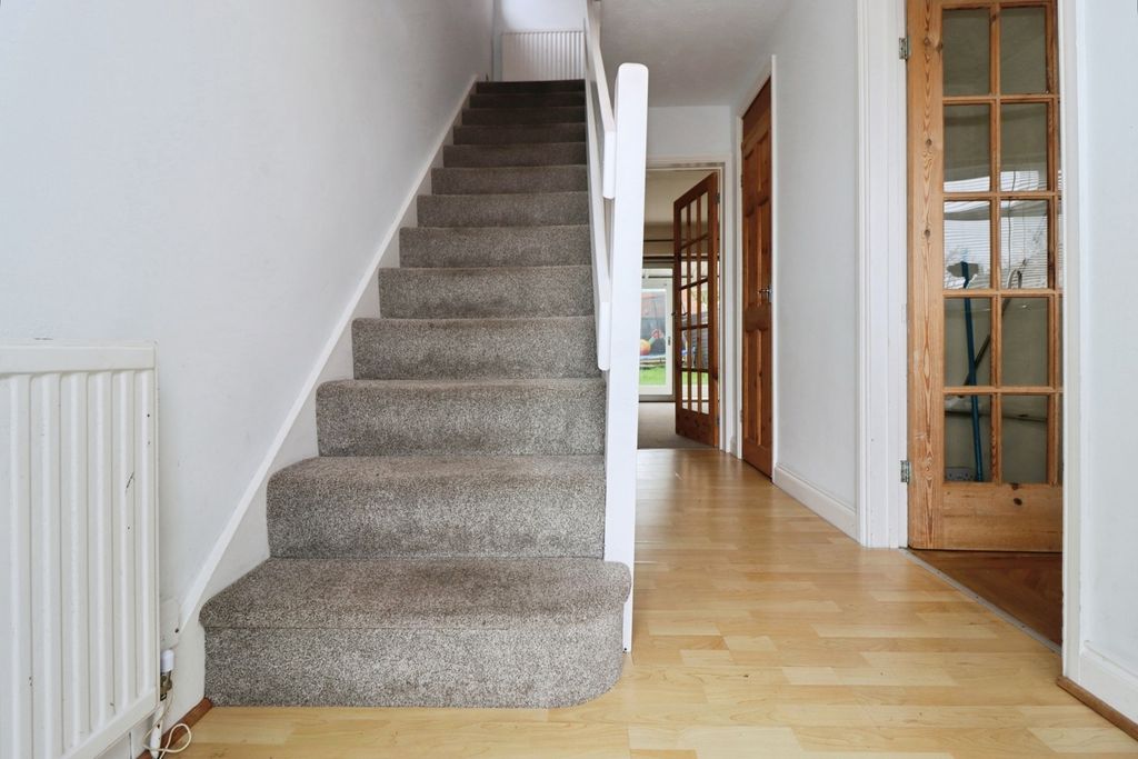 Property photo 3 of 17 Pbox-Img.Jpg