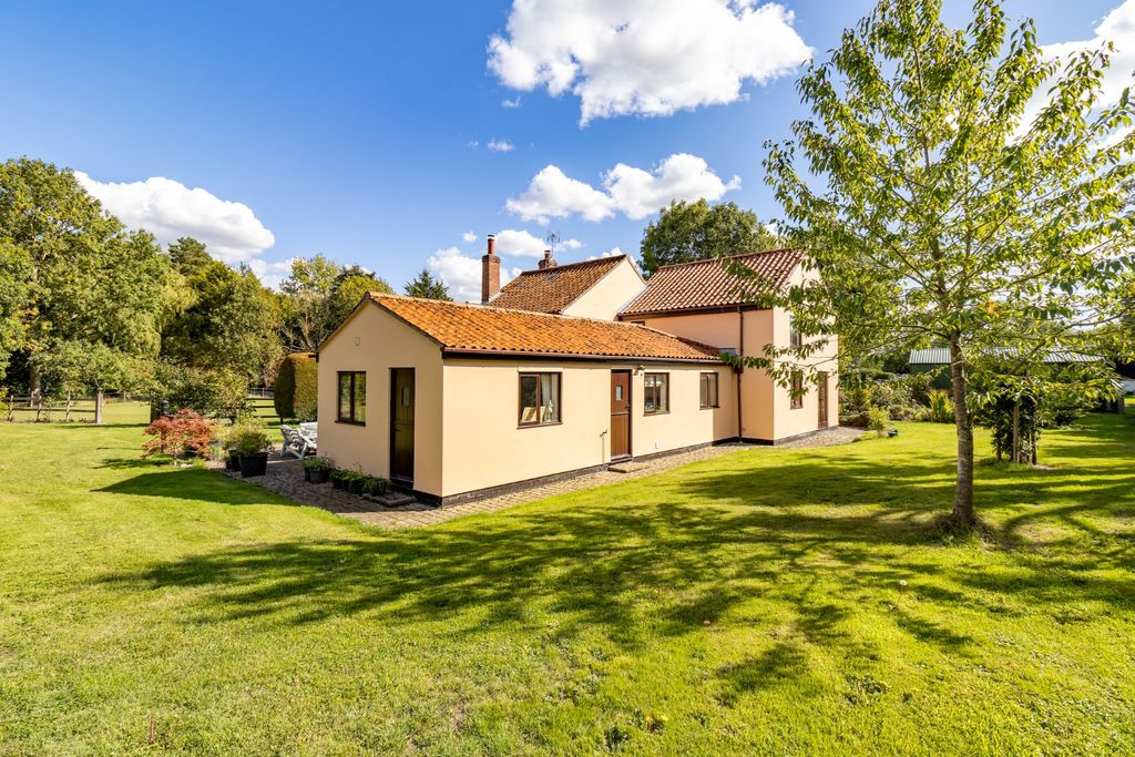Property photo 2 of 46 1577725