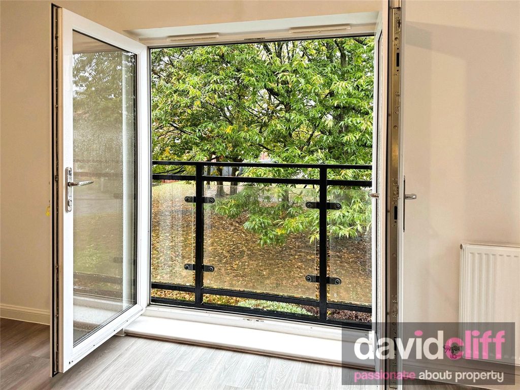 Property photo 2 of 17 Picture No. 01