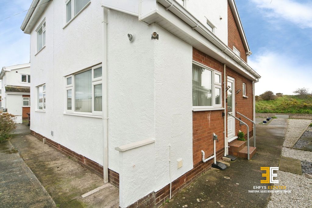 Additional image 19 of 2 bed flat for saleTrinity Crescent, Llandudno LL30