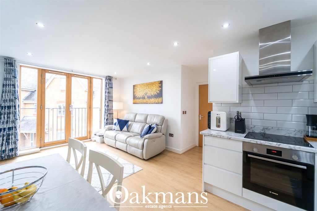 Property photo 2 of 17 Picture No. 18