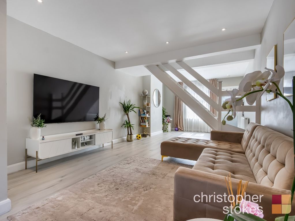 Property photo 3 of 18 3008385