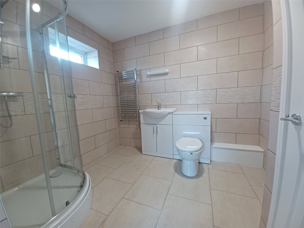 Property photo 3 of 4 Picture No. 06